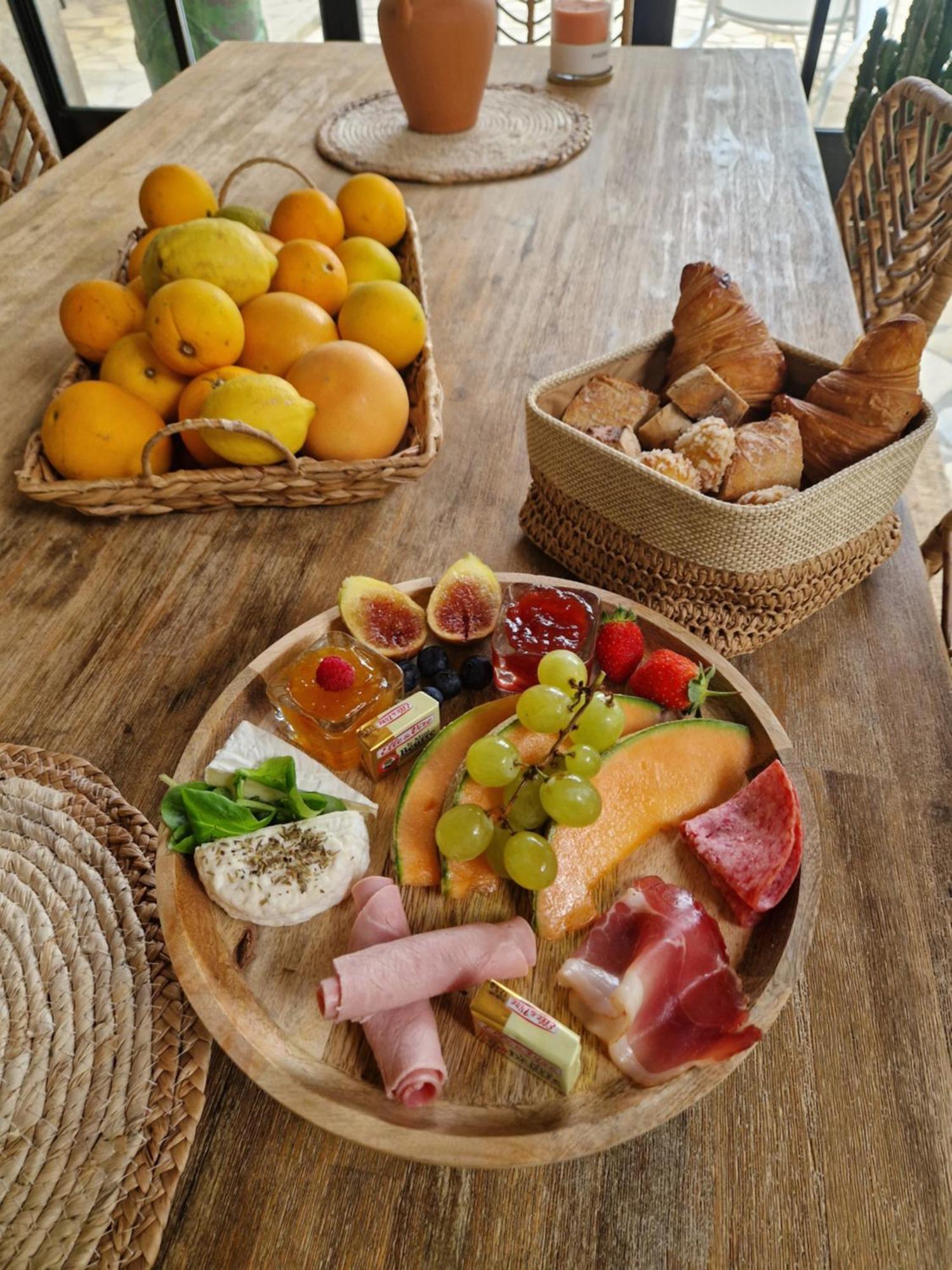 Mas Armelin Bed & Breakfast Tarascon Dış mekan fotoğraf